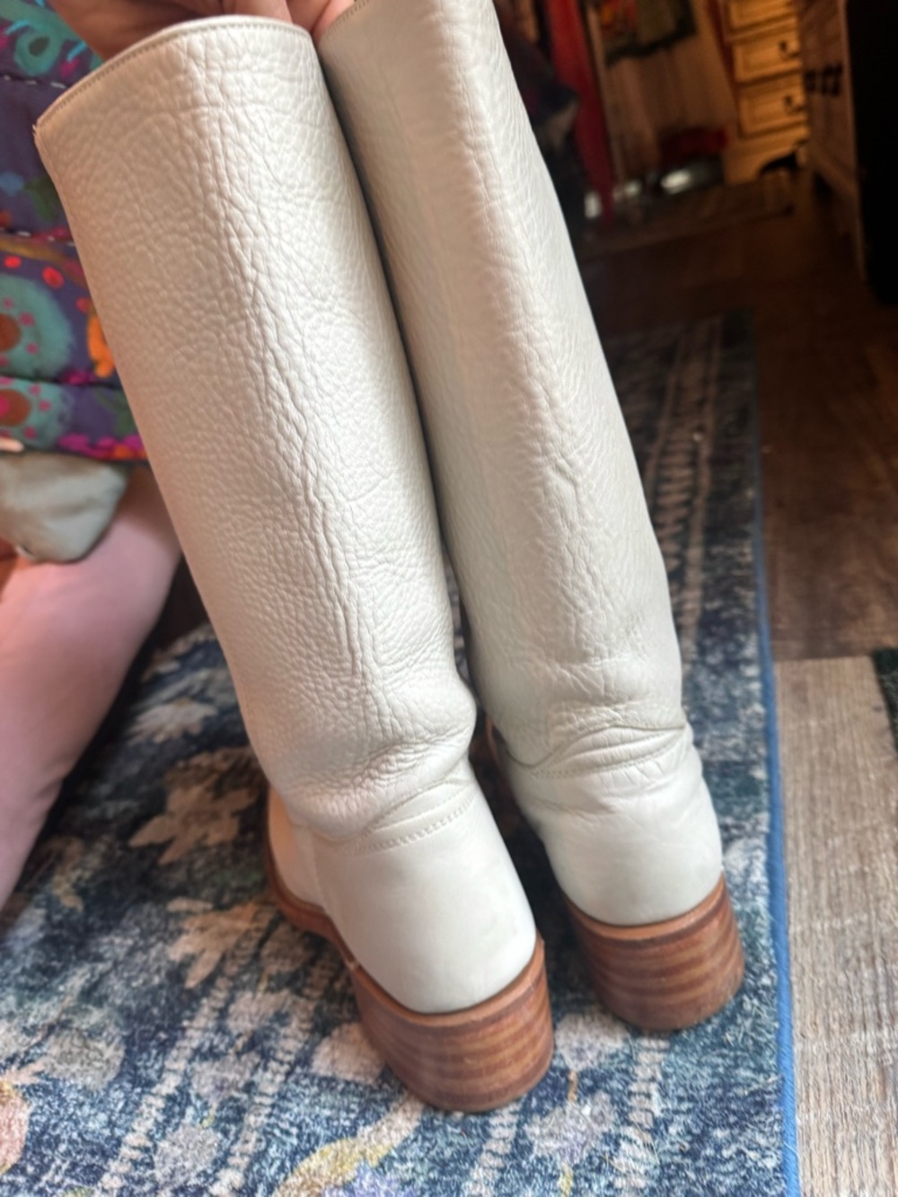 Vintage Frye White Pebbled Leather Mid-Calf Campus Heeled Boots | Made in USA 🇺🇸 - Picture 9 of 15
